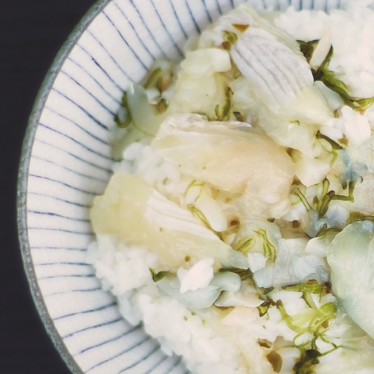 海鮮丼：ヒラメ 100g